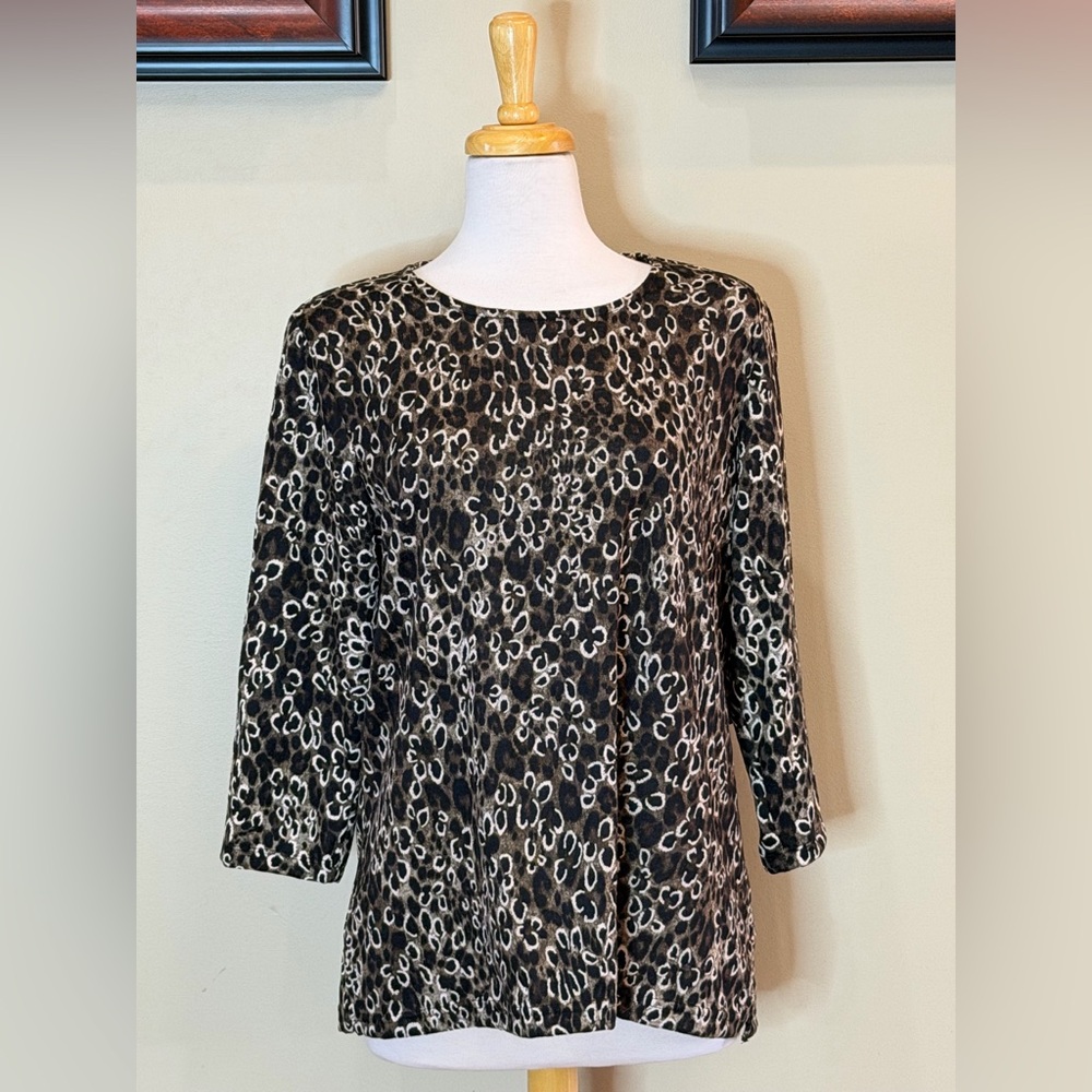 Croft & Barrow | NWT Size Large Tan and Black Knit Top